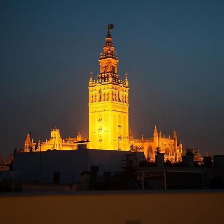 Guzman El Bueno Suites Seville Ngoại thất bức ảnh