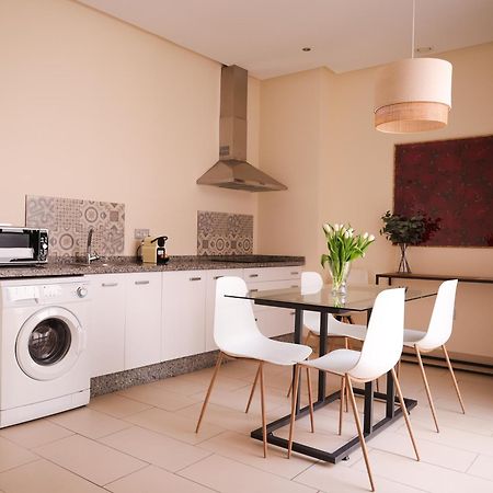 Guzman El Bueno Suites Seville Ngoại thất bức ảnh