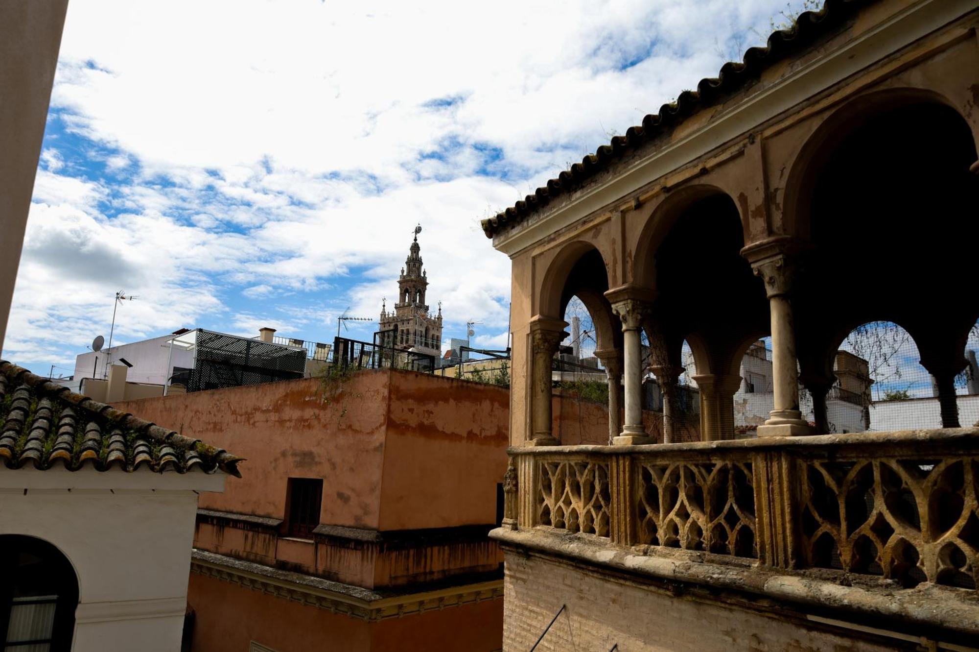 Guzman El Bueno Suites Seville Ngoại thất bức ảnh