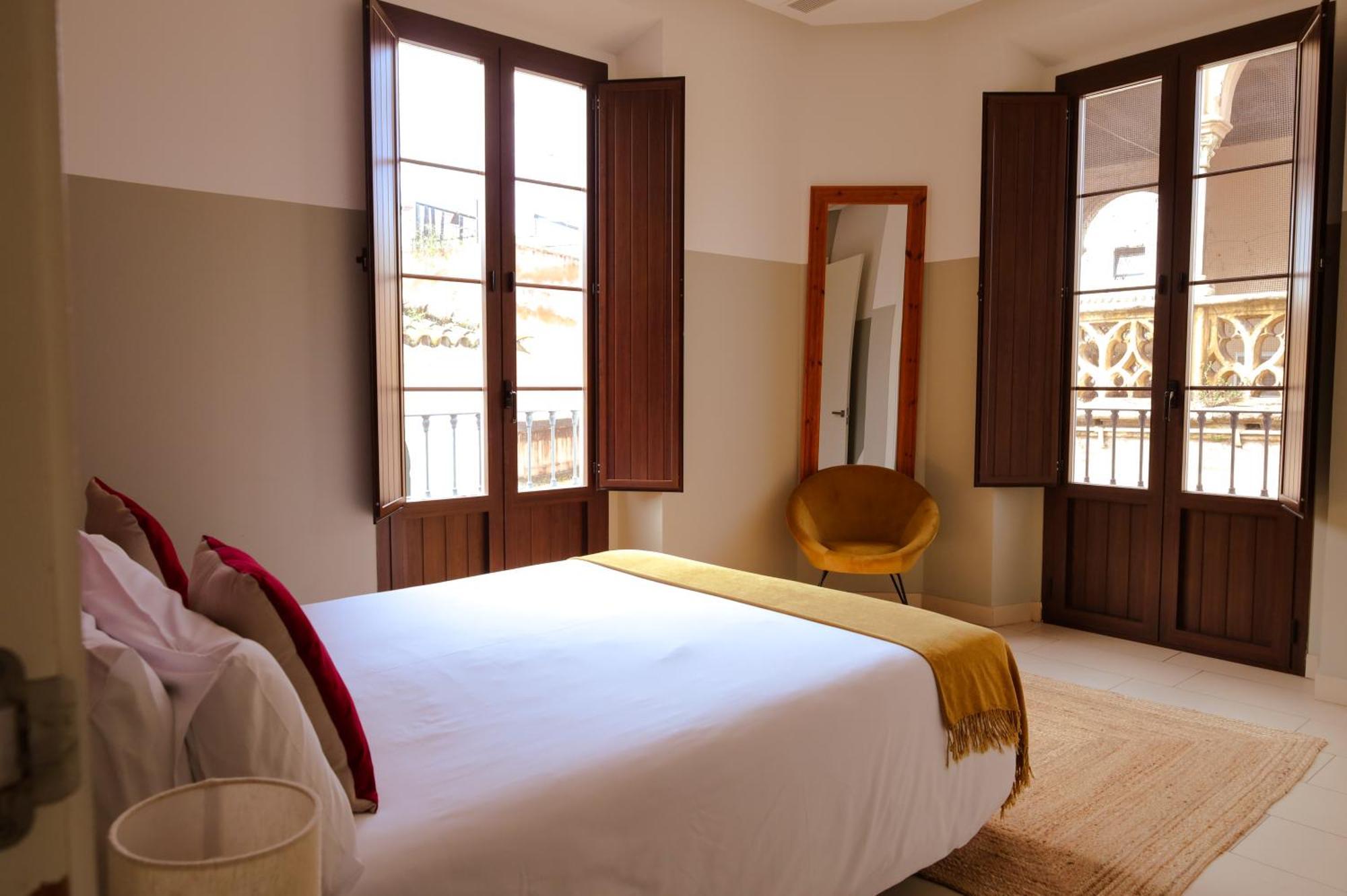 Guzman El Bueno Suites Seville Ngoại thất bức ảnh